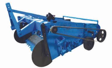 Potato Harvester with Heavy Plate