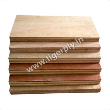 Plywood Flooring Core Material: Combine