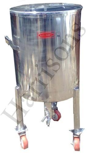 Stainless Steel Mixing / Storage Tank Capacity: High