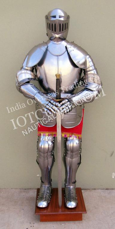 Armor Pike Heavy Infantry Figurine Statue