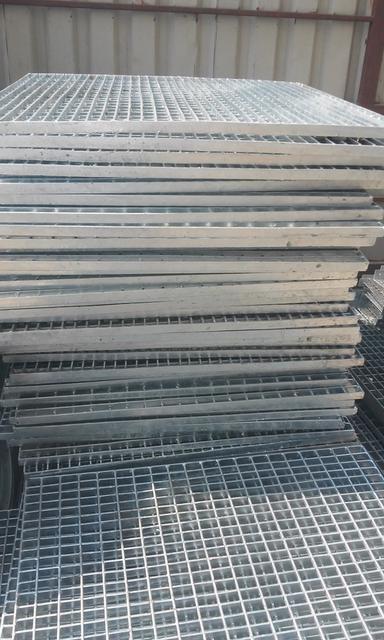 Gi Grating Application: For Industrial Use