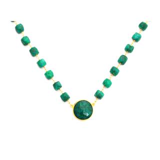 As Photo Shown Dyed Emerald Necklace