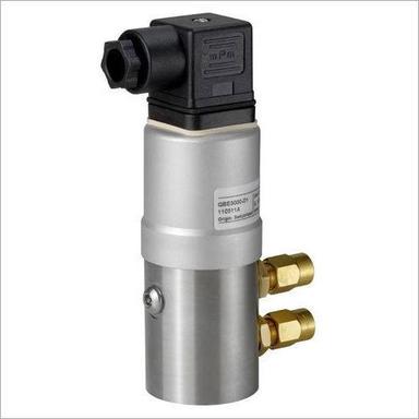 Differential Pressure Sensor For Liquids And Gases Accuracy: 2  %