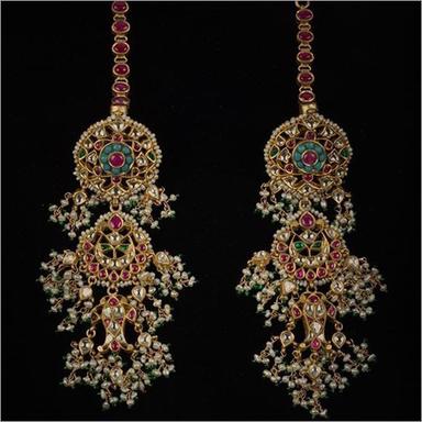 Ladies Antique Gold Kundan Earrings Set