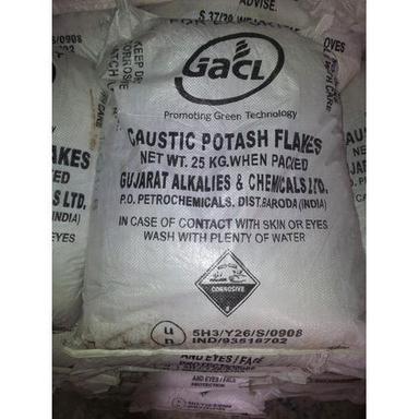 Caustic Potash Flakes Application: Printing Industry