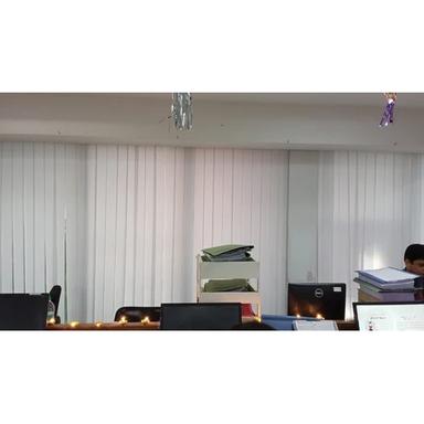 Vertical Office Window Blinds Design: Modern