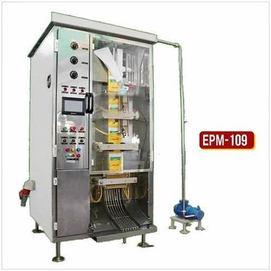 Silver Automatic Edible Oil Packing Machine