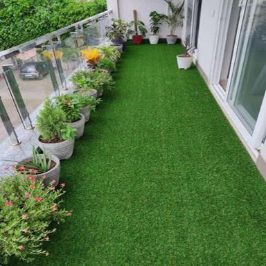 Easy To Clean Green Artificial Grass