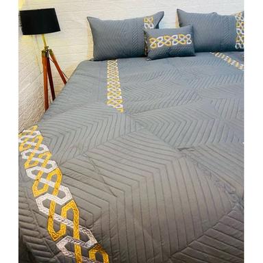 Multicolor Designer Bed Cover