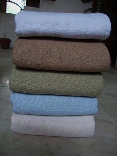 Cotton Plain Blankets Cotton Thermal Blankets Age Group: Adults