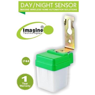 Plastic 230V Ac Automatic Day Night Sensor