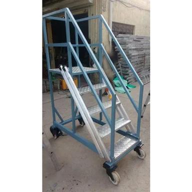 High Quality & Durable Self Safety Folding Type Step Ladder