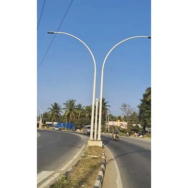 Street Light Pole Efficiency: High