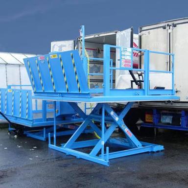 Strong Mobile Loading Ramps
