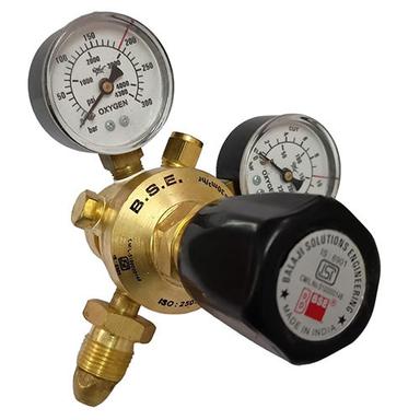 Double Stage Gas Pressure Regulator For Oxygen Application: Commercial