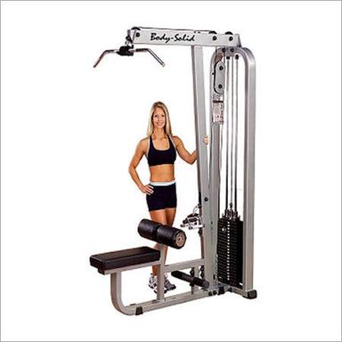 Pro Clubline Lat Mid Row Machine Application: Tone Up Muscle
