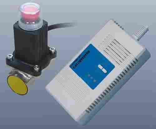 Carbon Monoxide Detector Alarm With Shut-Off Solenoid Valve