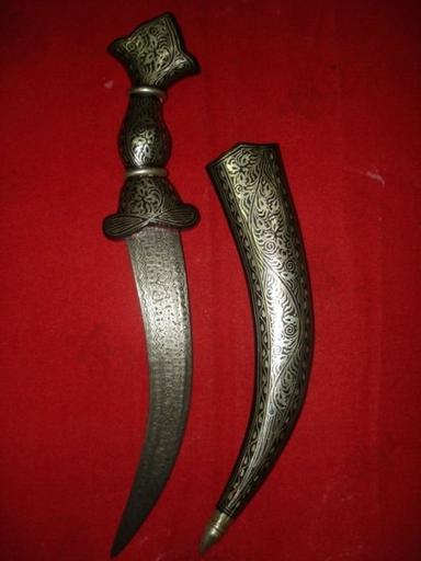 Antique Decorative Dagger With Stylish Bended Handle and Damascus Blade