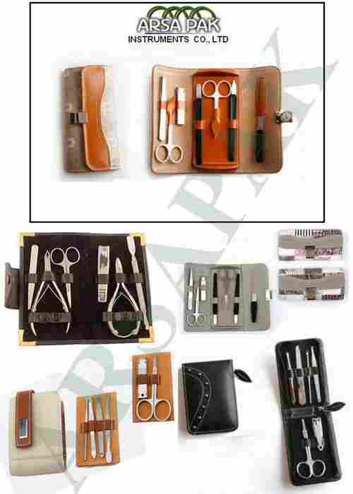 Manicure Pedicure Set