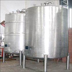 Industrial Liquid Storage Tank