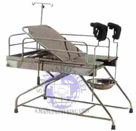 Hospital Telescopic Delivery Table