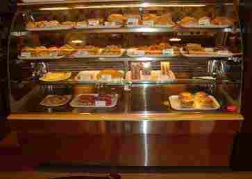 CafAC Model Pastry Counter