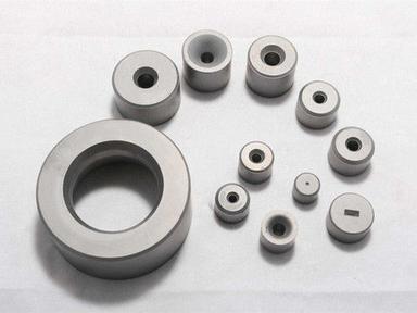 Carbide Bushes And Sleeves