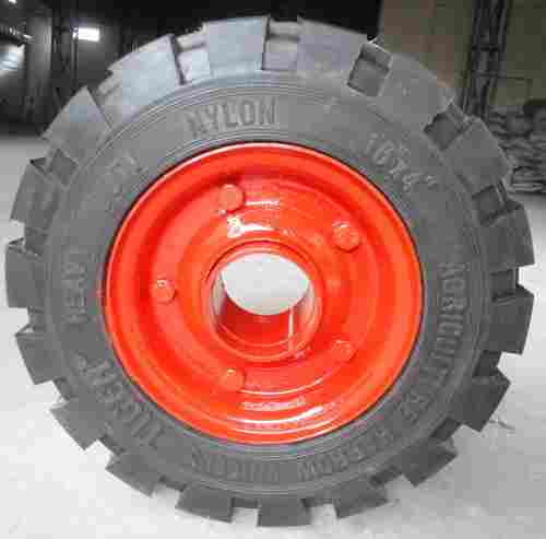 Solid Rubber Tyre