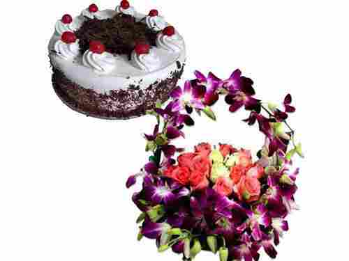 A Basket full of love and Fragrance Combo Cake