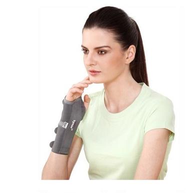 Elastic Wrist Splint Right And Left Body Material: Plastic