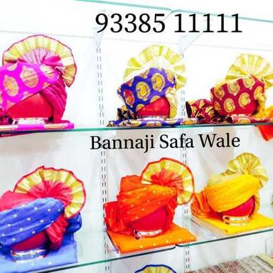 Various Colors Are Available Printed And Plain Safas