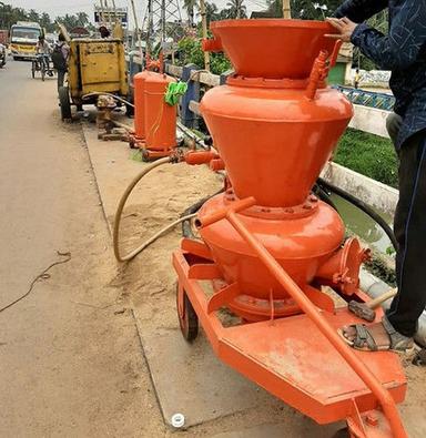 Orange Rmi -04 Pneumatic Guniting Machine With Color Coated And 1440 Rpm Speed