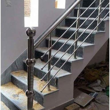 Heavy Duty Corrosion Resistance Silver Stainless Steel Stair Railing Grade: A