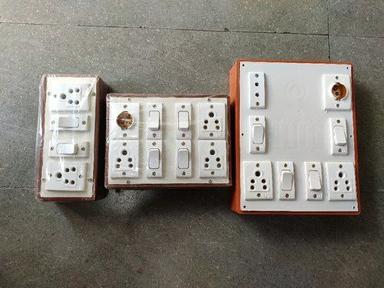 High Efficient Shock Proof White Plastic Heavy Duty Electrical Switch Board
