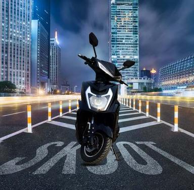 Skoot S1 Environment Friendly Electric Scooty With LED Headlight