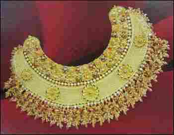 Gold Bengal Antique Necklace