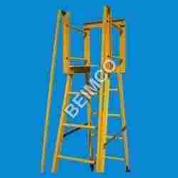 Self Supported Platform Ladder With Handrail