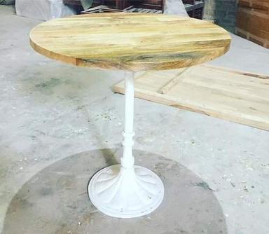 Handmade Round Shape Restaurant Table