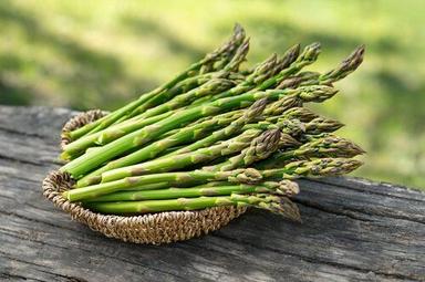 100 Percent Natural Pesticide Free Asparagus, Loose Packaging