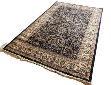 Anti Slip  Antique Design Rectangular Silk Kashmiri Floor Carpet For Home Purpose