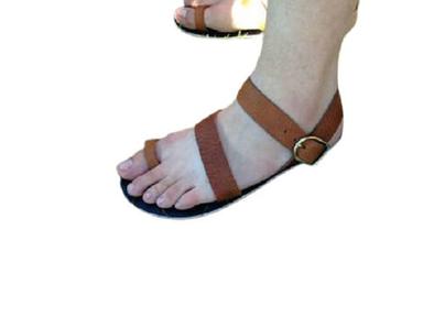 Stainless Steel Attractive Design Men Brown Leather Sandals For Casual Wear