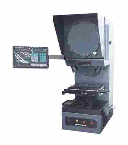Digital Profile Projector with High Transmission and Optimum Contrast