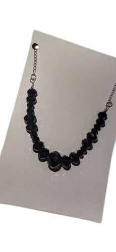 Black Stone Imitation Fashionable Necklace Gender: Women