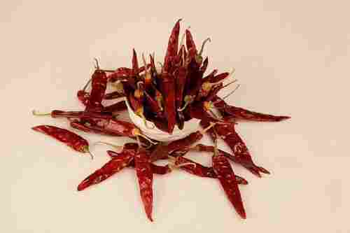 Chemical Free Spicy Taste No Artificial Color Dried Red Superhot Chilli with Stem