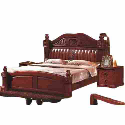 Polished Antique Wooden Bed For Home And Hotel at Best Price in