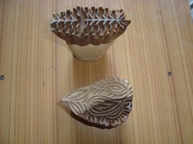 Wood Yoga Block Size: 2-5 Inch