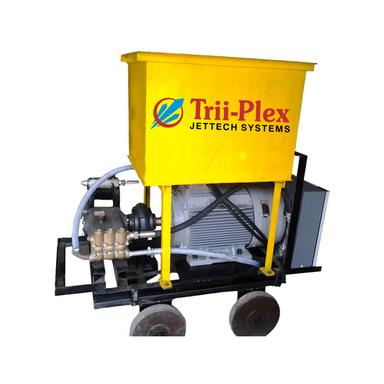 Triplex High Pressure Plunger Pumps Flow Rate: 50 Lpm