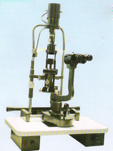 Slit Lamp Application: Laboratory