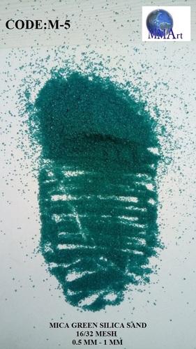 Non Remove Colored Mica Green Silica Sand Price Per Tone Size: (16/32- Mesh) Or (0.5Mm -1 Mm) Customized Size Possible