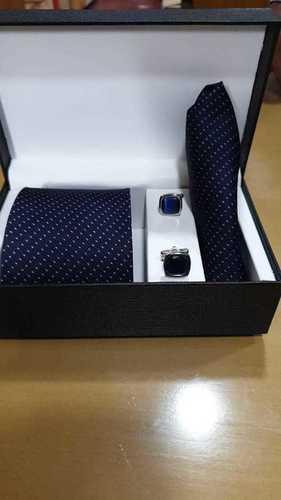 Polka dots Tie Hankey and Cufflinks